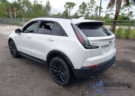 2022 Cadillac Xt4 Fwd Sport z USA, uszkodzony, nr VIN 1GYFZER46NF130852